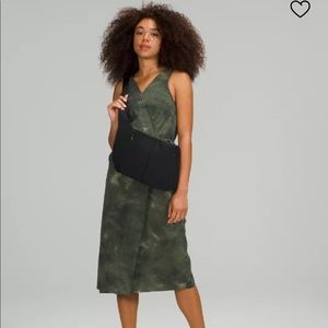 Lulu Lemon hugged crossbody bag